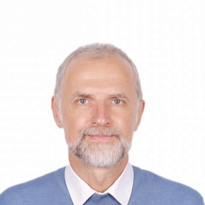 Роман Светлов