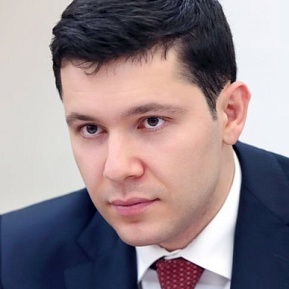 Антон Алиханов
