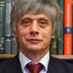 Евгений Антипов