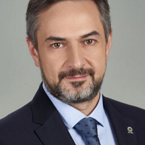 Александр Дедегкаев