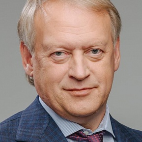 Юрий Шаров