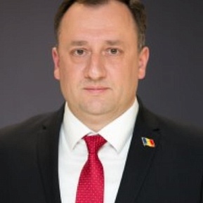 Денис Уланов