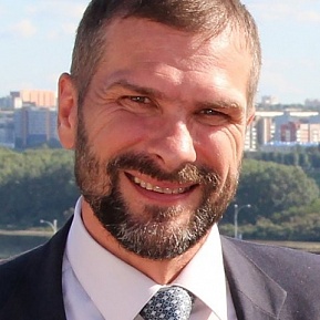 Юрий Манаков