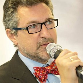 Константин Синюшин