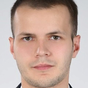 Алексей Петров