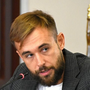 Александр Ижко