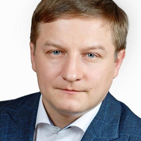 Илья Костунов