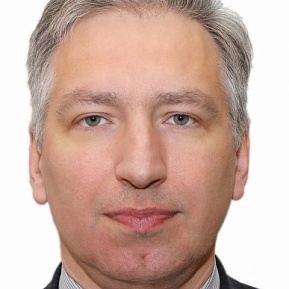 Владислав Антипов