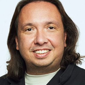 Максим Никитин
