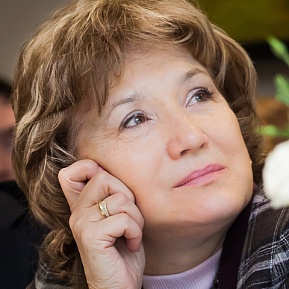 Лариса Попович
