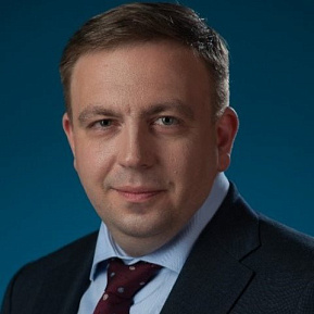 Роман Захаров