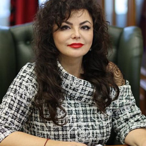 Елена Николаева