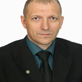 Евгений Лежнев