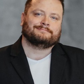 Роман Богатин
