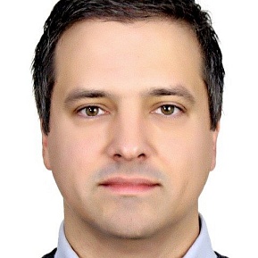 Алексей Тихонов