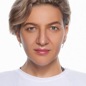 Лиза Савина