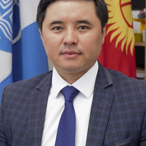 Алмаз Кадыралиев