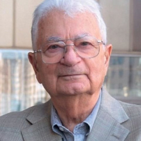 Юрий Оганесян