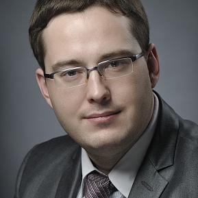 Александр Закондырин