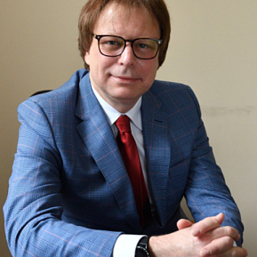 Антон Назаренко