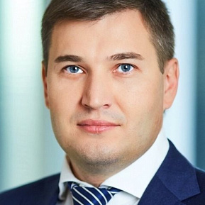 Михаил Иванов