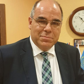 Давид Виадер