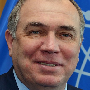 Михаил Чудаков
