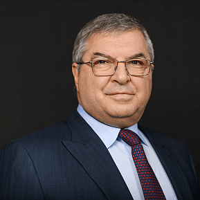 Андрей Соколов