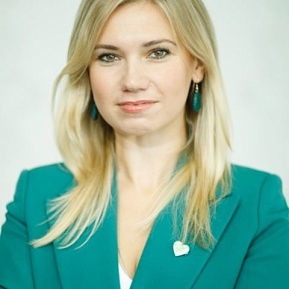 Мария Попова