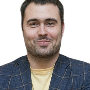 Александр Кустов