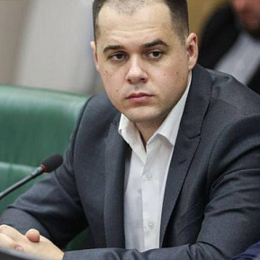 Георгий Зелинский