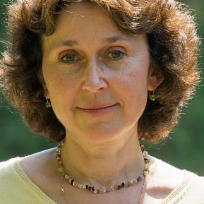 Ирина Дежина
