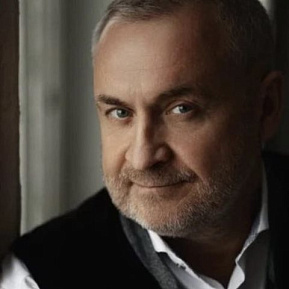 Алексей Маринин