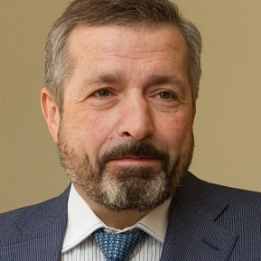 Михаил Лифшиц