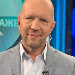 Анатолий Кузичев