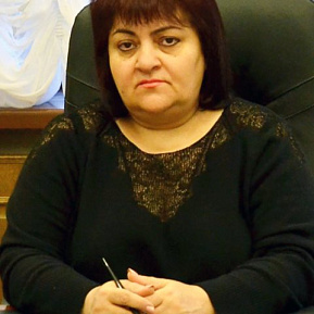 Эрна Айриян