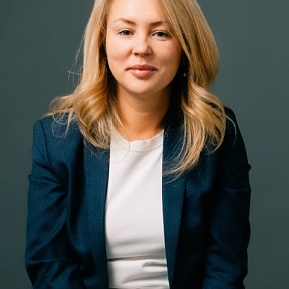 Марина Попова
