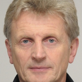 Робин Филлипс