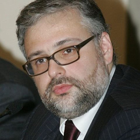 Андрей Хазин