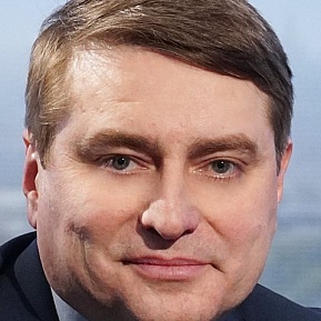Дмитрий Антонов