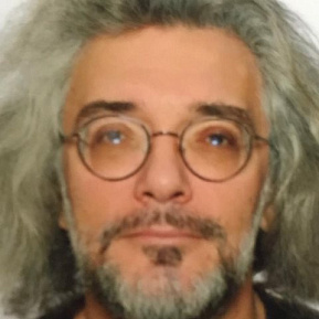 Константин Северинов