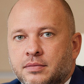 Анатолий Лазарев