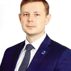Олег Лежнев