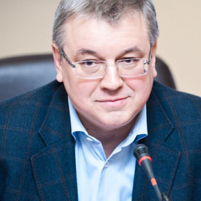 Ярослав Кузьминов