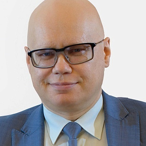 Алексей Лавров