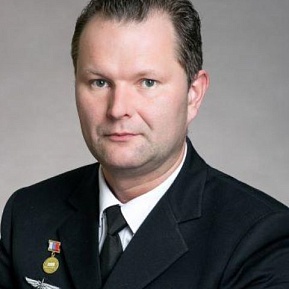 Дмитрий Зверев