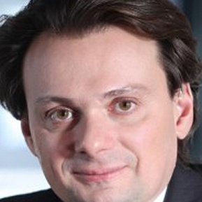 Сергей Монин