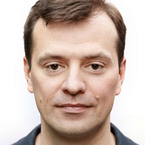 Михаил Дубин