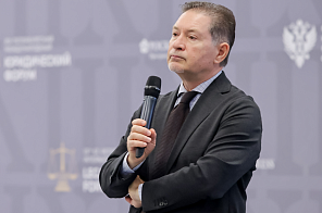Лекция А.О. Безрукова: «Глобальная геополитика в эпоху новой американской реальности»