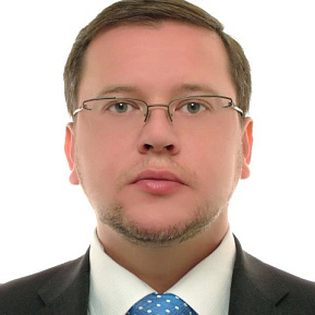 Илья Покаместов